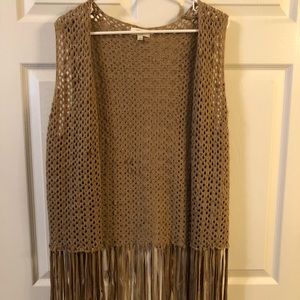 tan vest w/ fringe